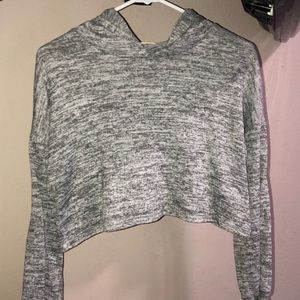 Cropped Grey Hoodie (M) - Olivia Rae